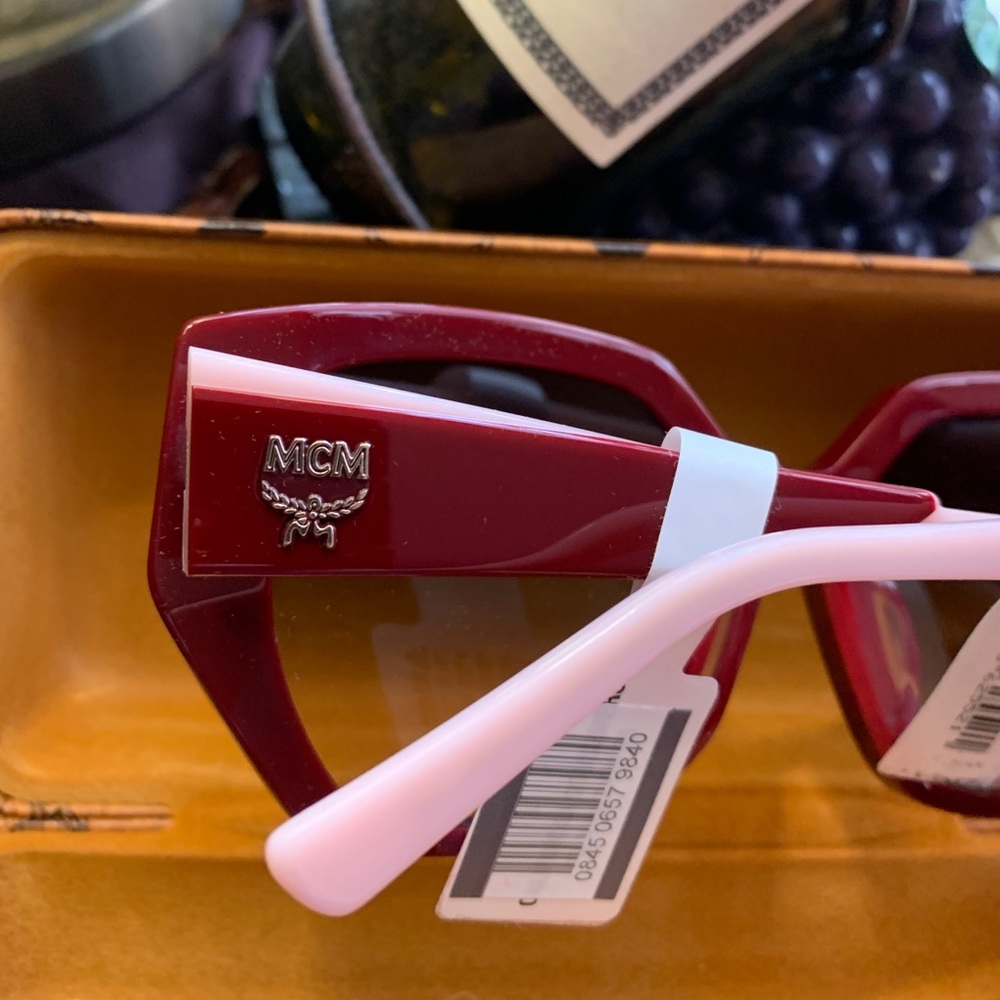 SOLD⛔️Authentic MCM star Studs 55 acetate colorblock sunglasses - Picture 10 of 14